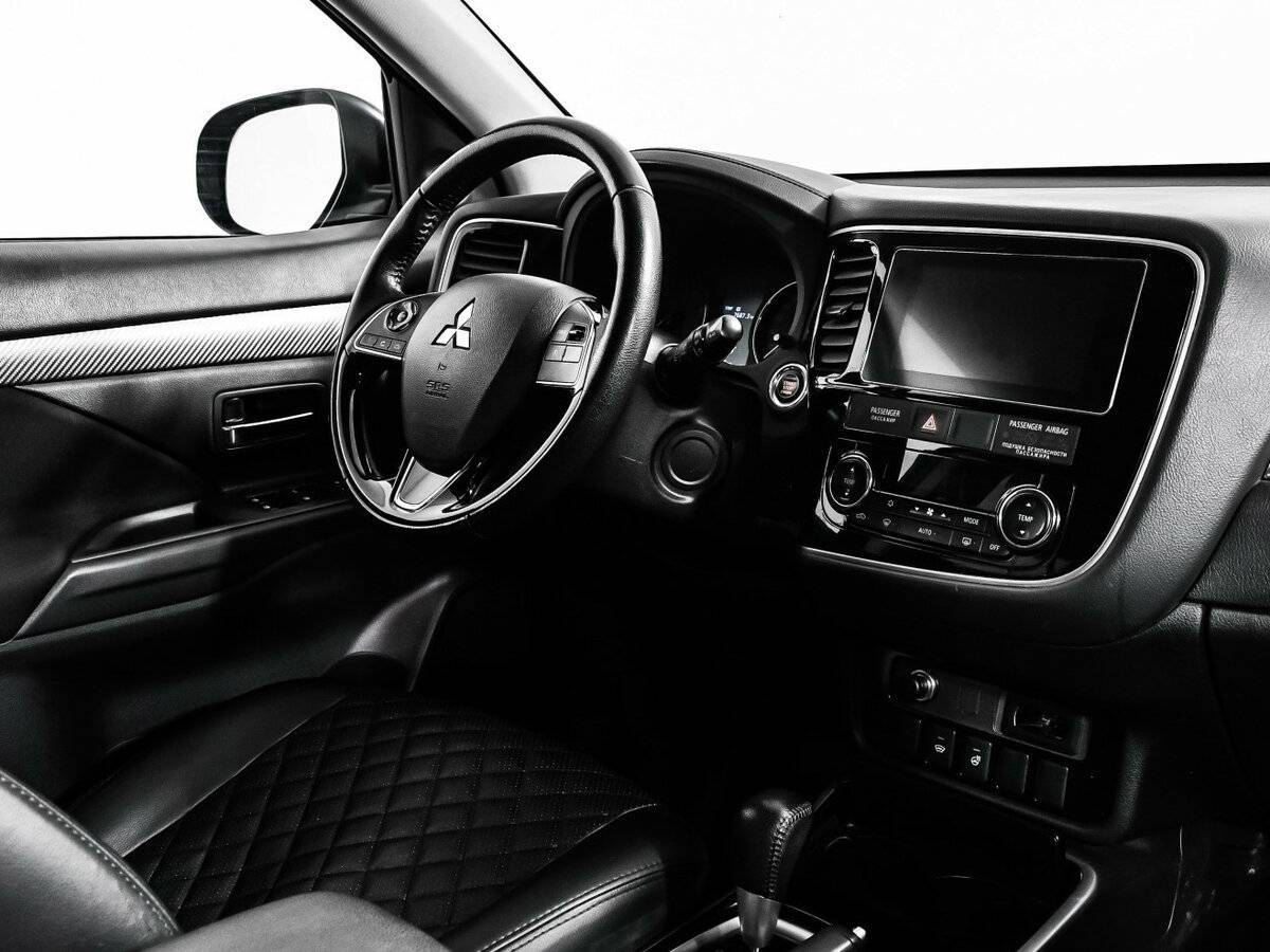Mitsubishi Outlander, 2018 Фото №9