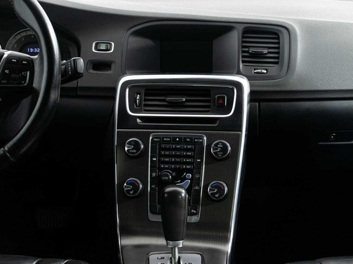 Volvo S60, 2012 Фото №14