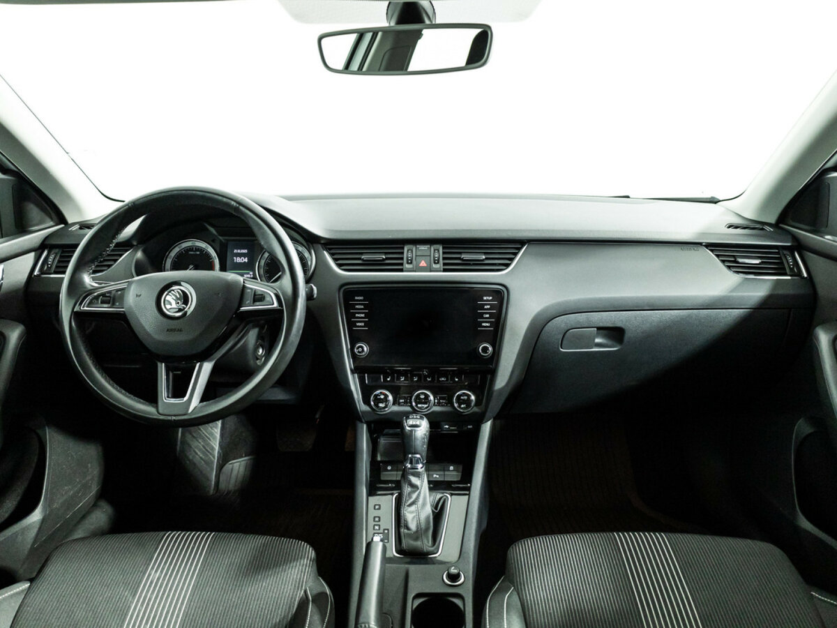 Skoda Octavia III (A7) Рестайлинг, 2017 Фото №13