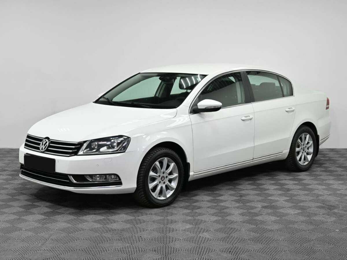Volkswagen Passat, 2013 Фото №1