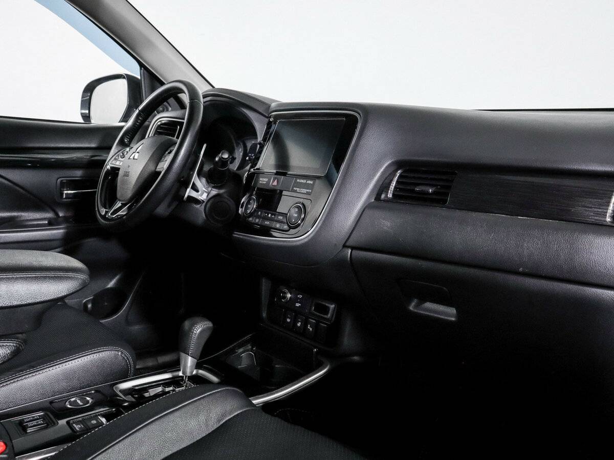 Mitsubishi Outlander III Рестайлинг 2, 2018 Фото №6