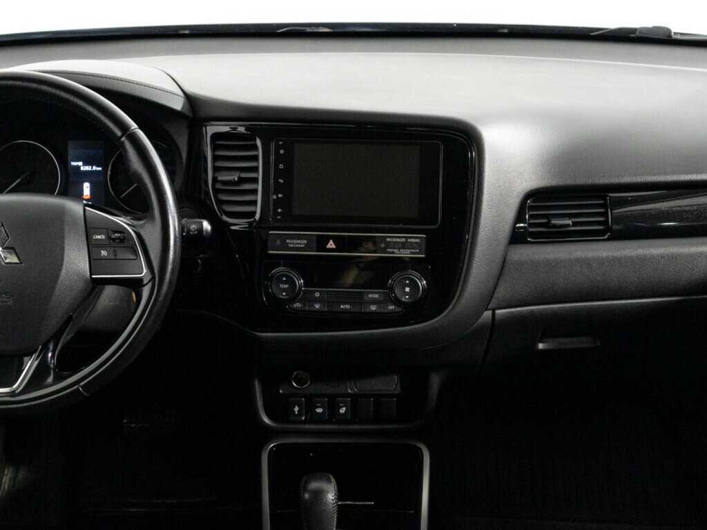 Mitsubishi Outlander, 2019 Фото №14