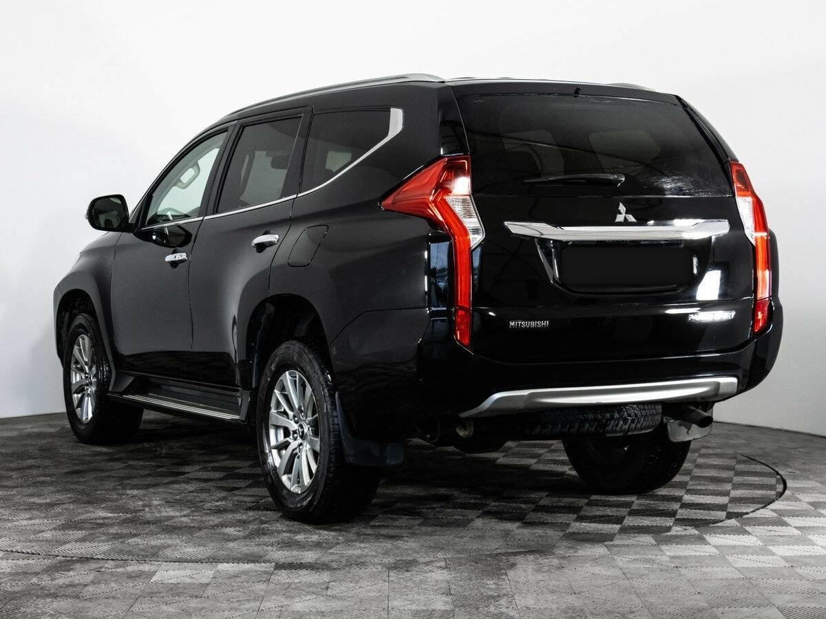 Mitsubishi Pajero Sport, 2018 Фото №7