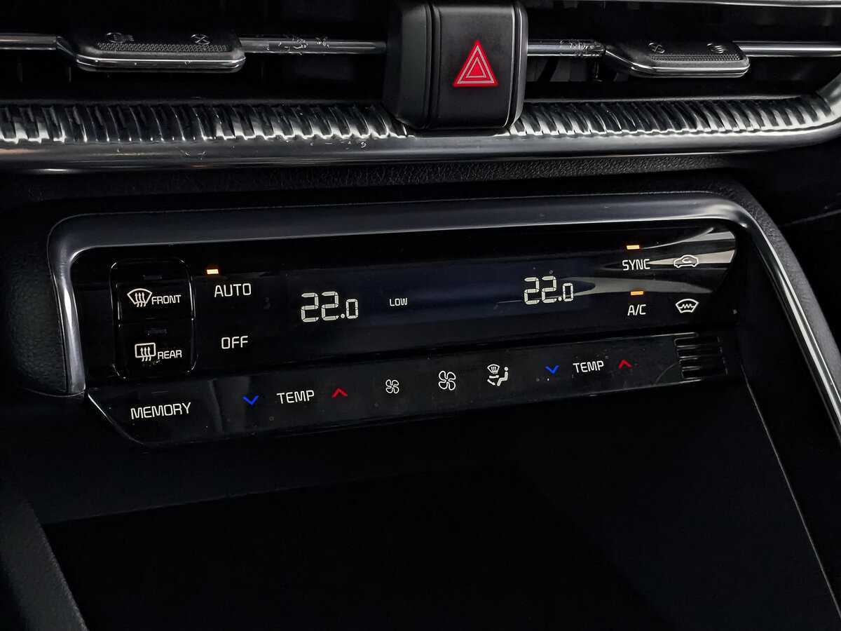 Kia K5, 2022 Фото №21