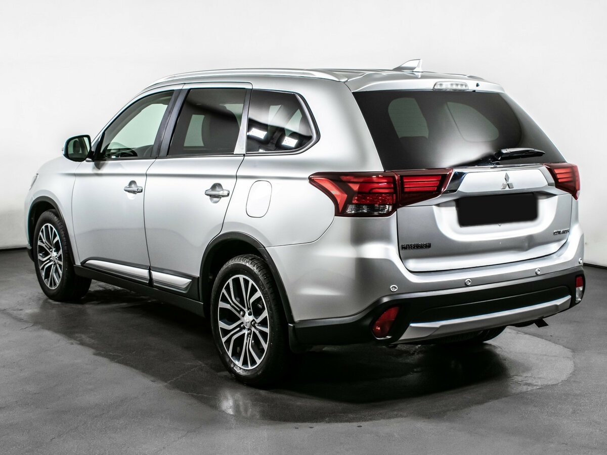 Mitsubishi Outlander III Рестайлинг 2, 2017 Фото №7