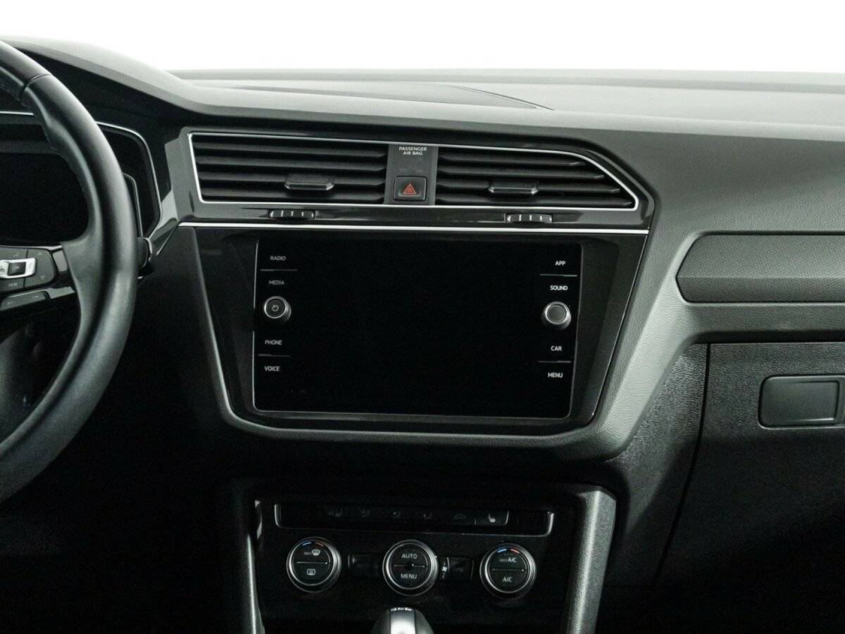 Volkswagen Tiguan, 2019 Фото №14