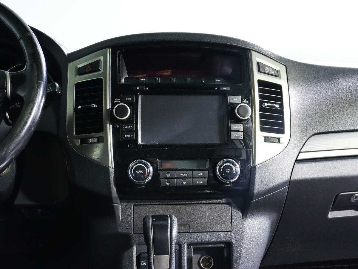 Mitsubishi Pajero, 2014 Фото №11