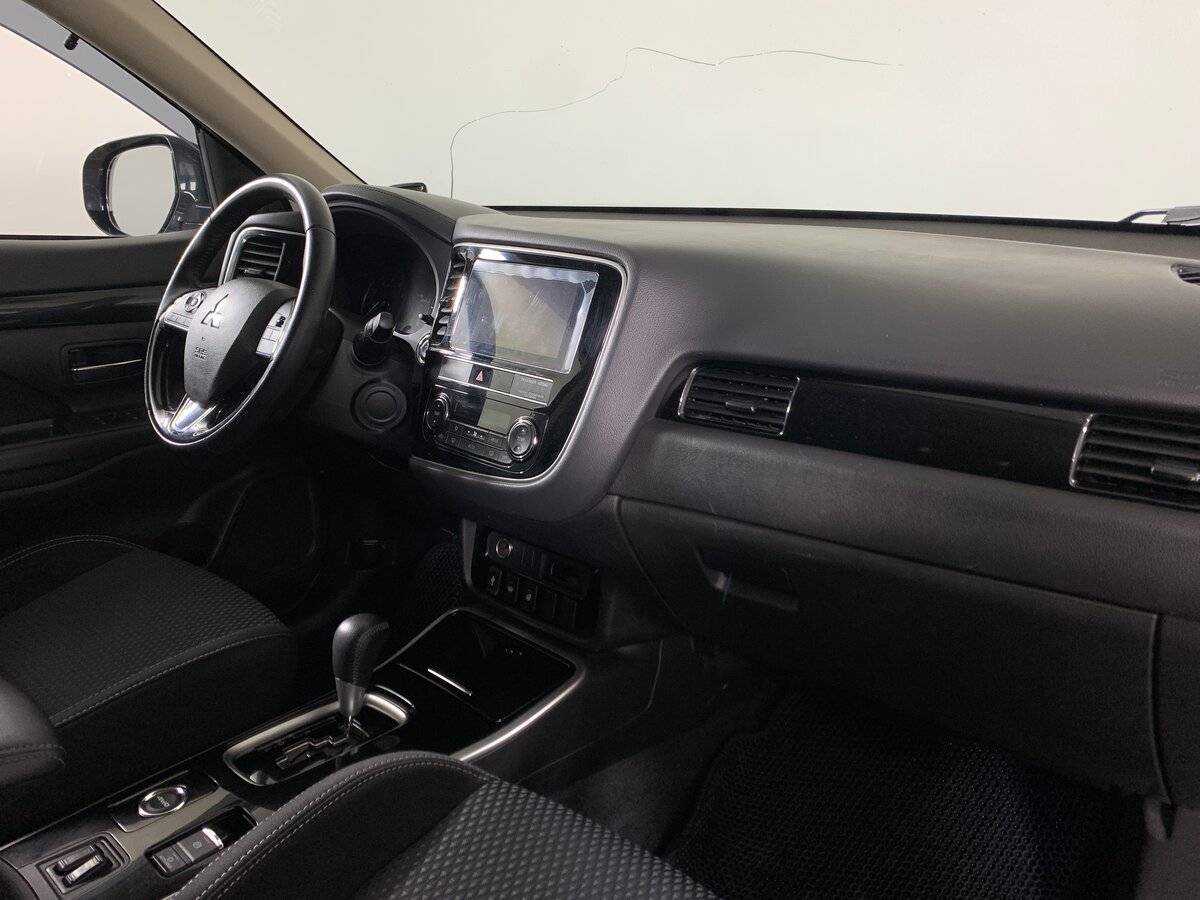 Mitsubishi Outlander, 2019 Фото №13