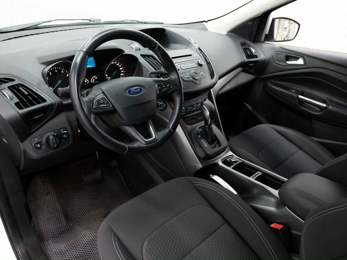 Ford Kuga, 2017 Фото №9
