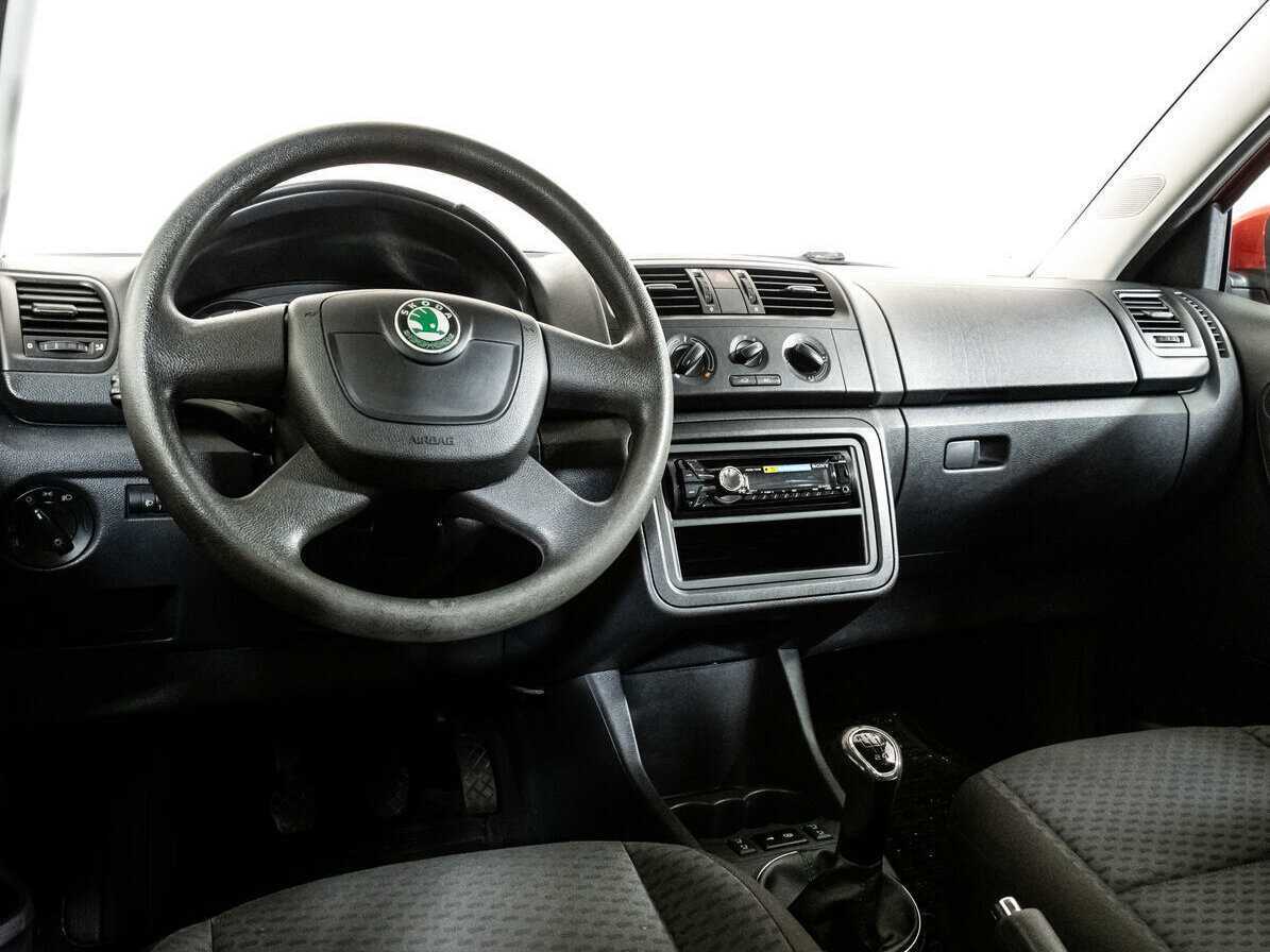 Skoda Fabia, 2012 Фото №10