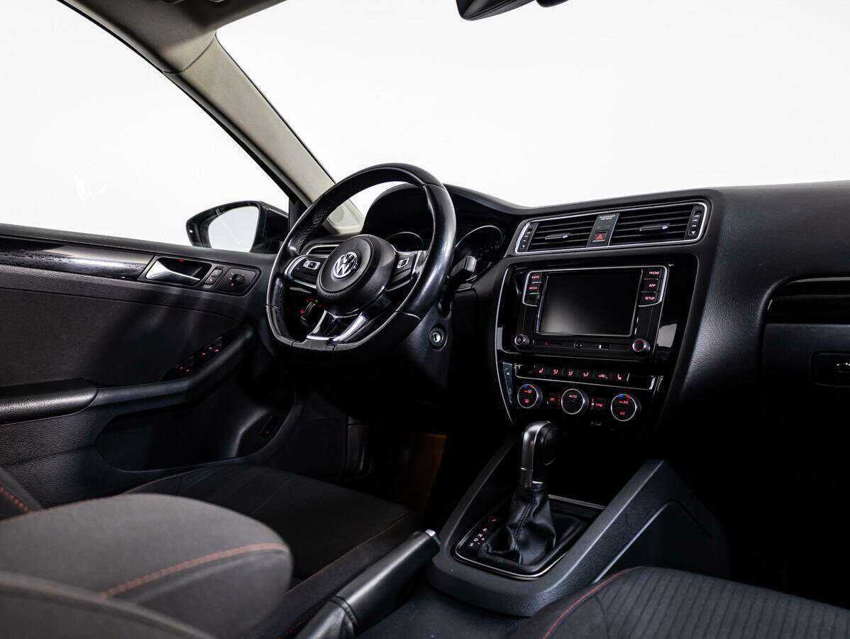 Volkswagen Jetta, 2017 Фото №8