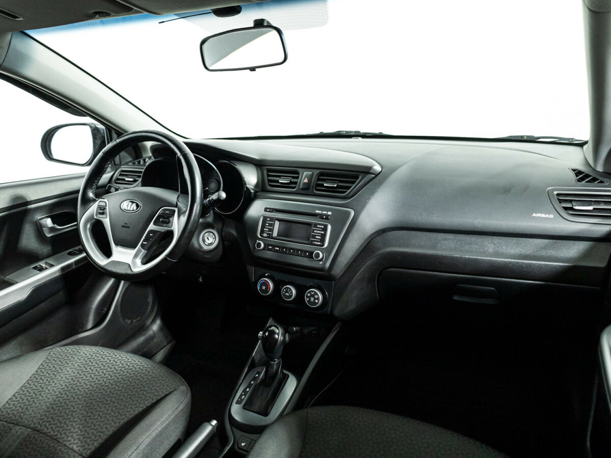Kia Rio III Рестайлинг, 2015 Фото №9