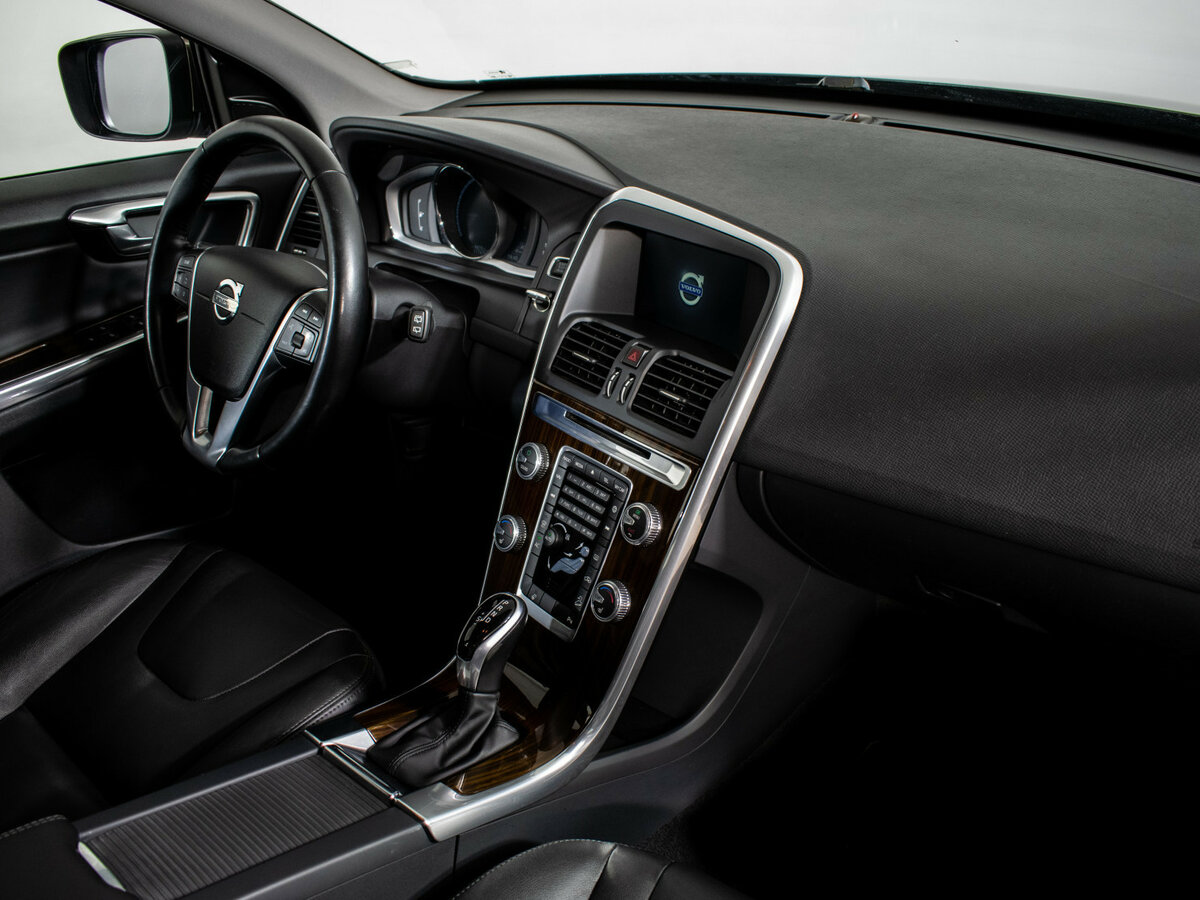 Volvo XC60 I Рестайлинг, 2014 Фото №10