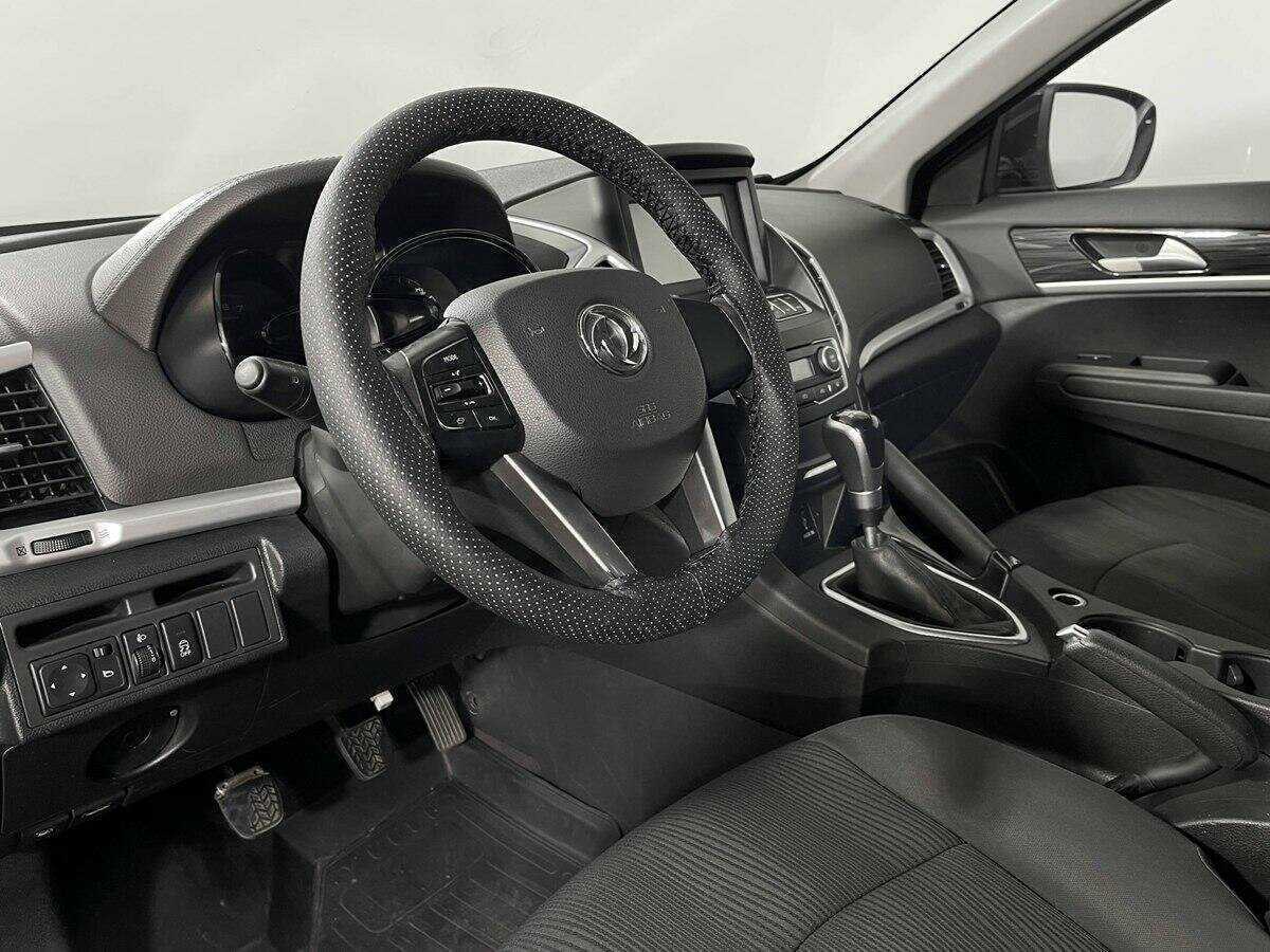 Dongfeng AX7, 2017 Фото №13