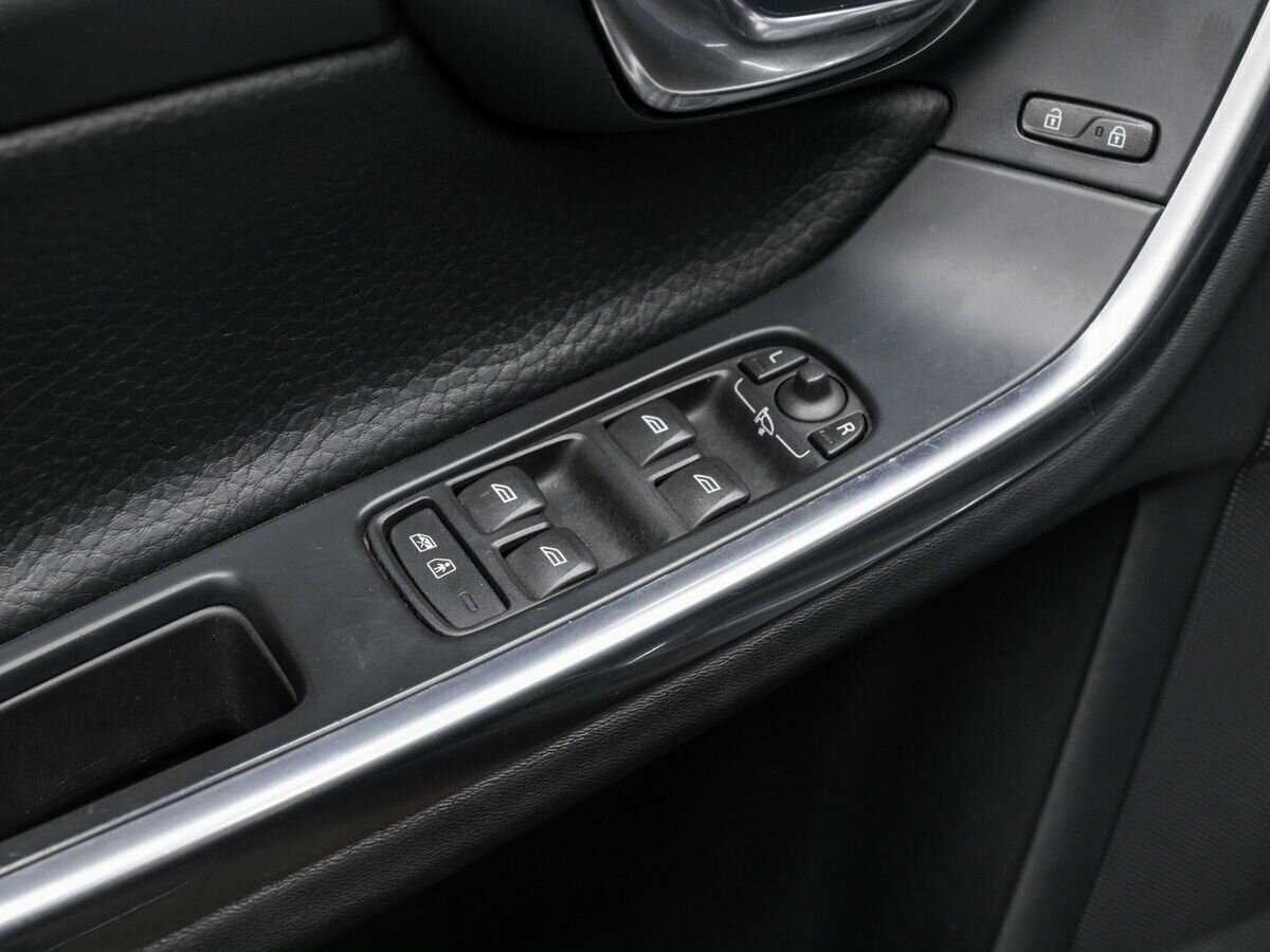 Volvo S60, 2013 Фото №16