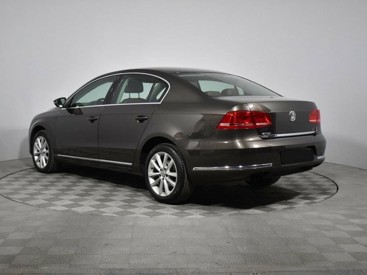 Volkswagen Passat, 2012 Фото №7