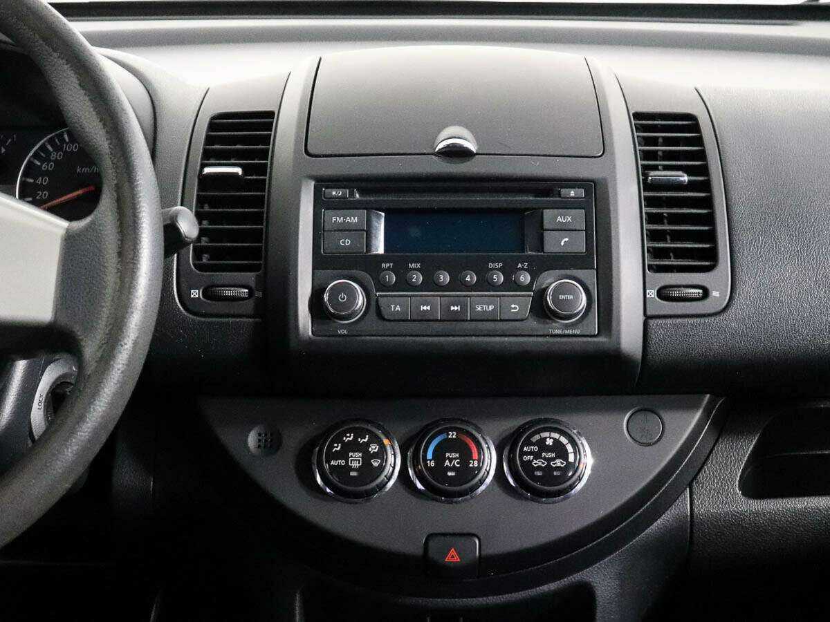 Nissan Note, 2012 Фото №12