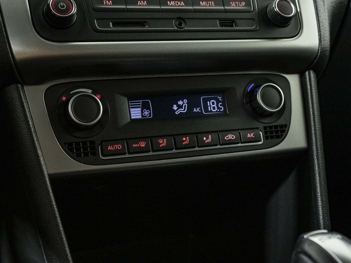 Volkswagen Polo V Рестайлинг, 2018 Фото №13