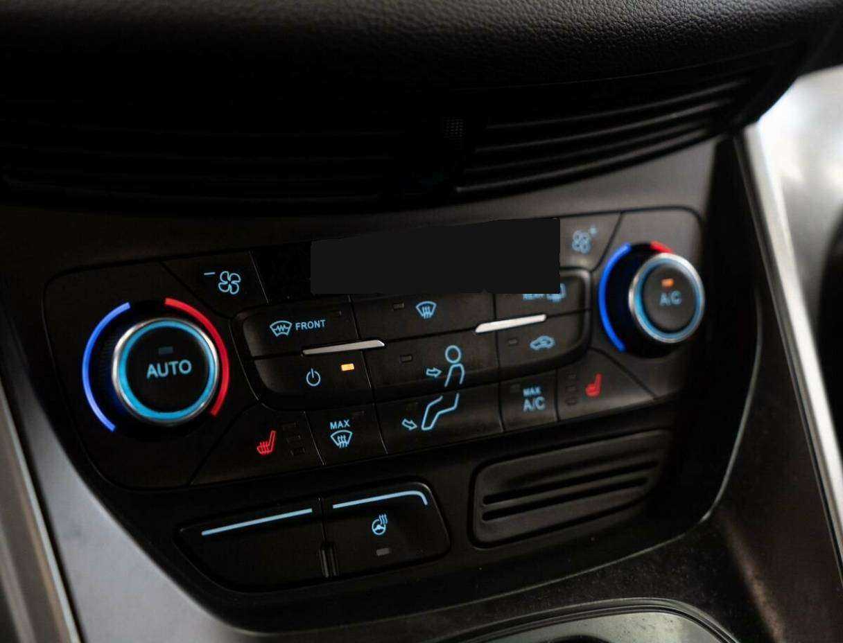 Ford Kuga, 2017 Фото №11