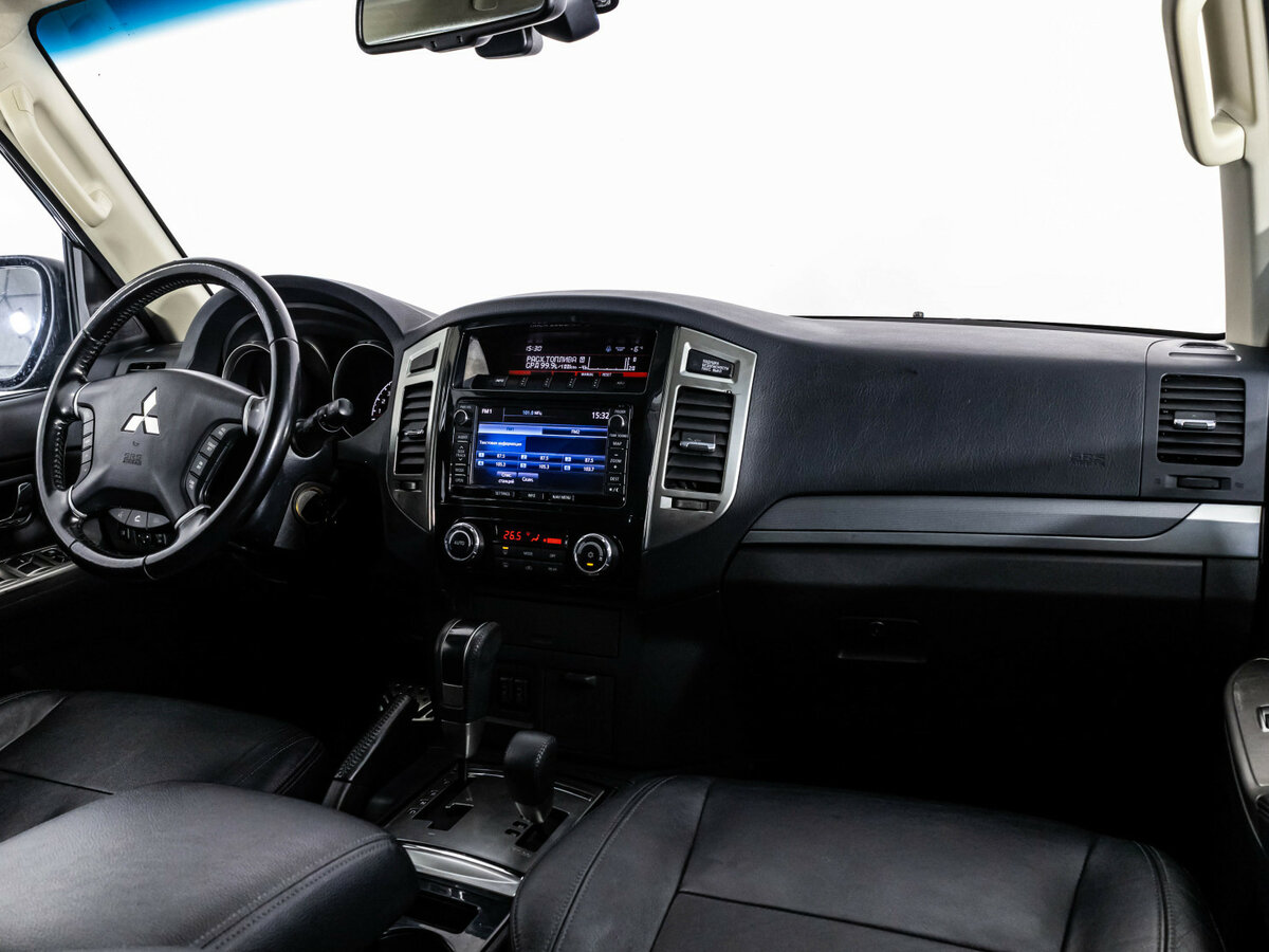 Mitsubishi Pajero IV Рестайлинг 2, 2014 Фото №7
