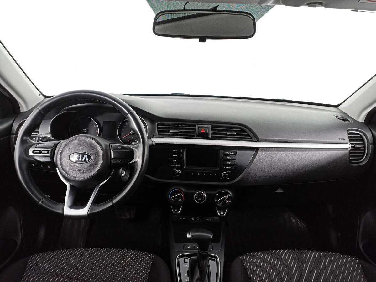 Kia Rio X-Line, 2017 Фото №12