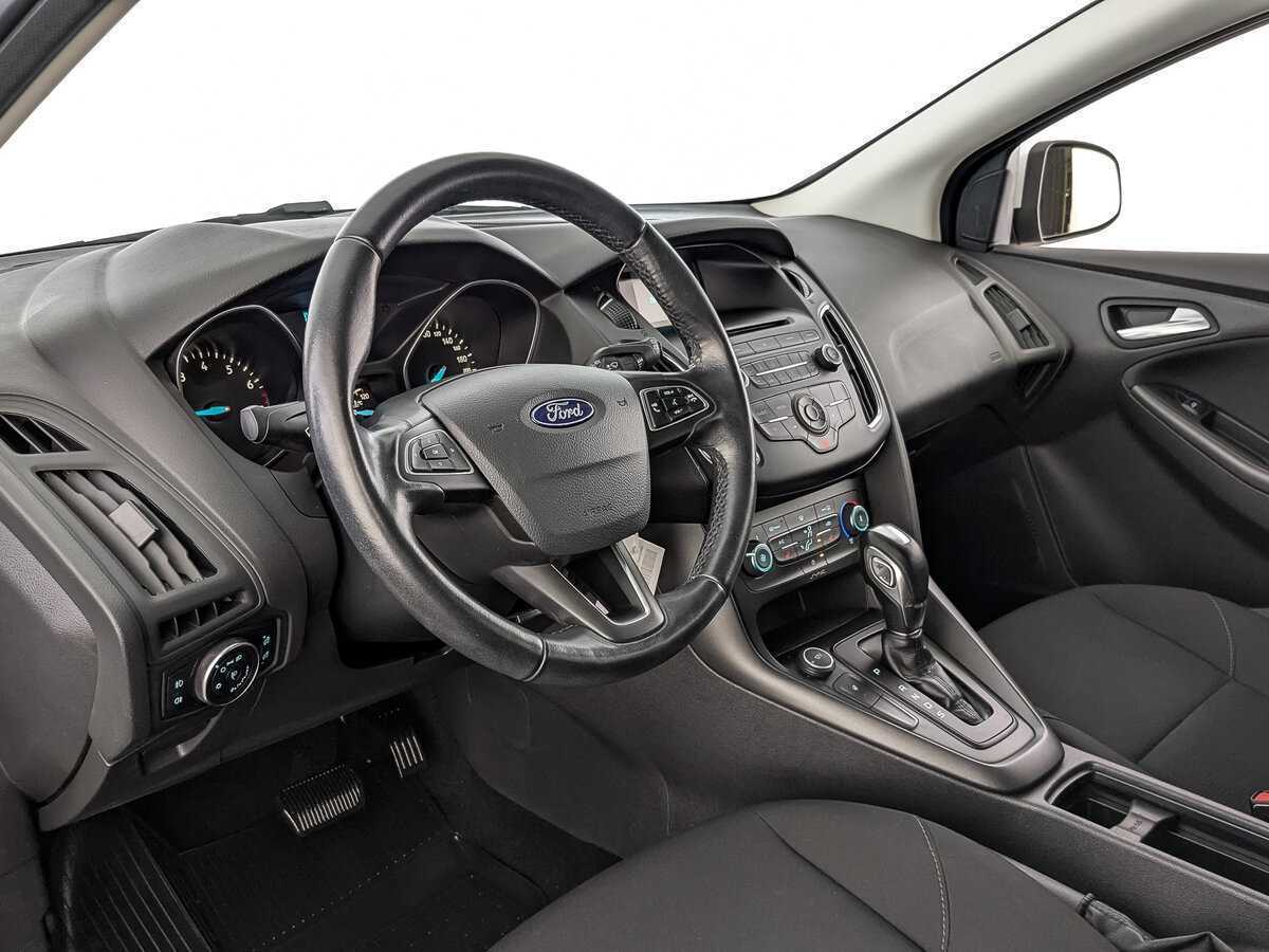 Ford Focus, 2018 Фото №15