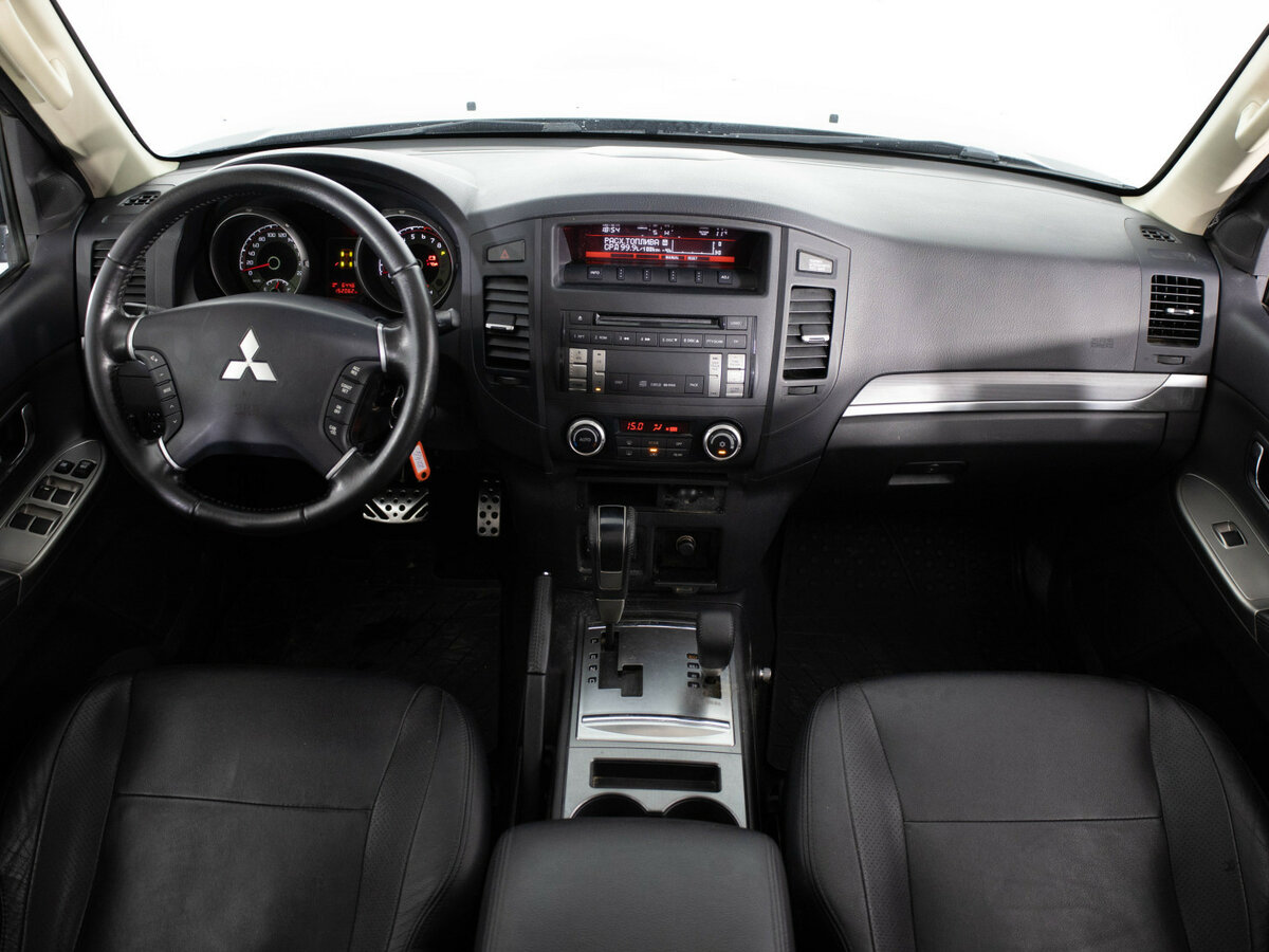 Mitsubishi Pajero IV Рестайлинг 1, 2013 Фото №7