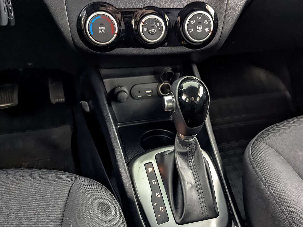 Kia Rio, 2016 Фото №22