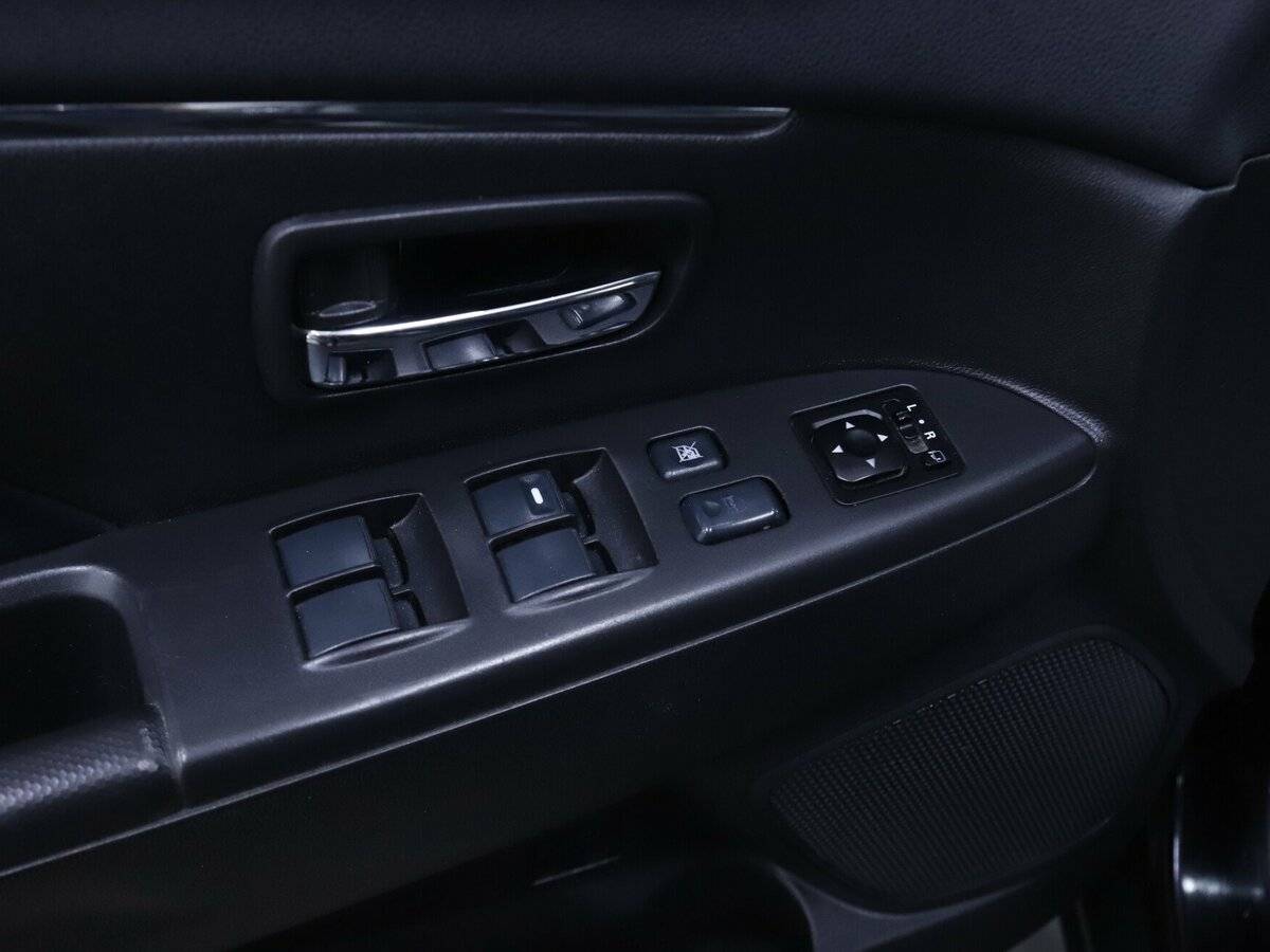 Mitsubishi ASX, 2013 Фото №8