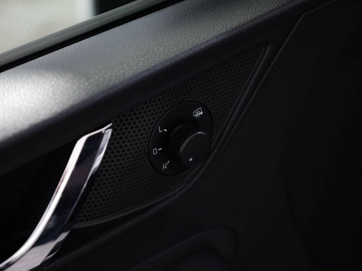 Skoda Rapid I, 2015 Фото №11