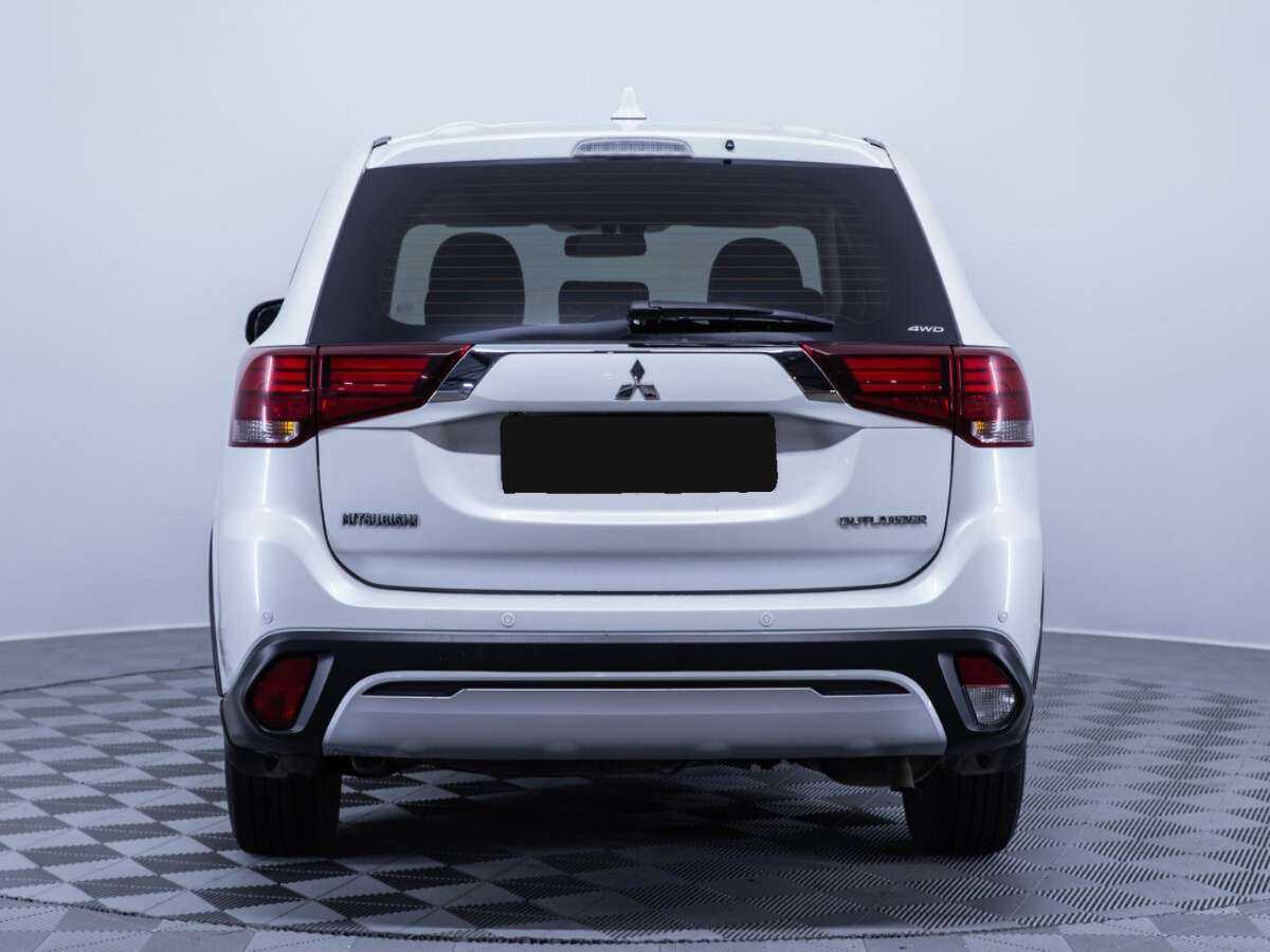 Mitsubishi Outlander, 2020 Фото №6
