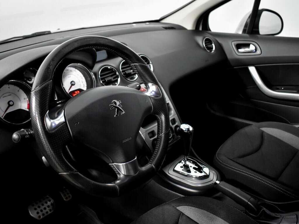 Peugeot 408, 2016 Фото №9