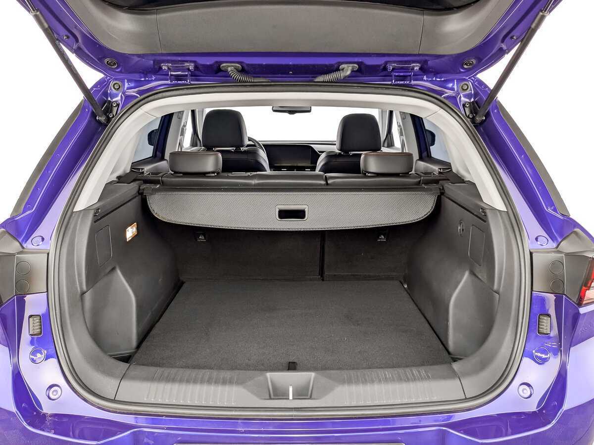 FAW Bestune T55, 2023 Фото №10