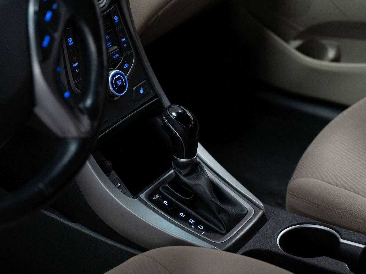 Hyundai Elantra, 2014 Фото №12