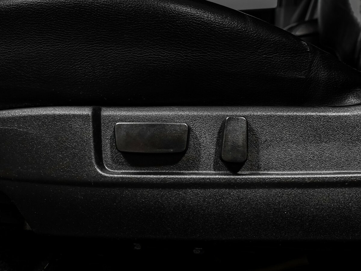 Mitsubishi Pajero Sport II Рестайлинг, 2013 Фото №11