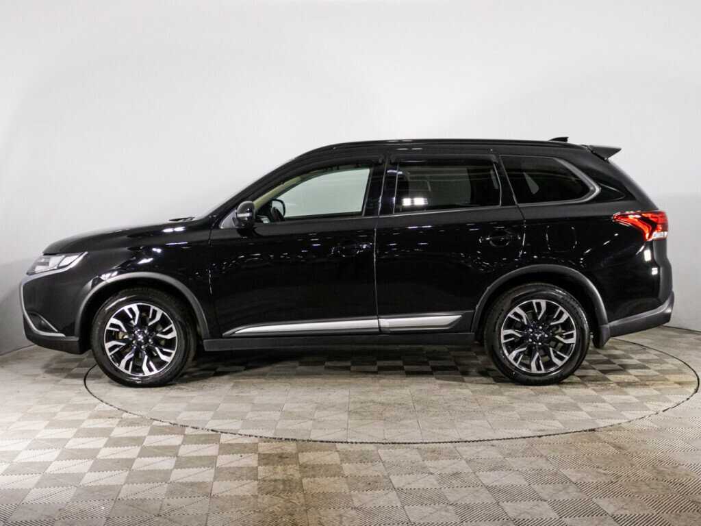 Mitsubishi Outlander, 2021 Фото №8