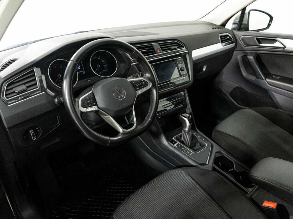 Volkswagen Tiguan, 2021 Фото №11
