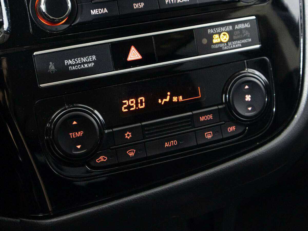 Mitsubishi Outlander, 2019 Фото №16