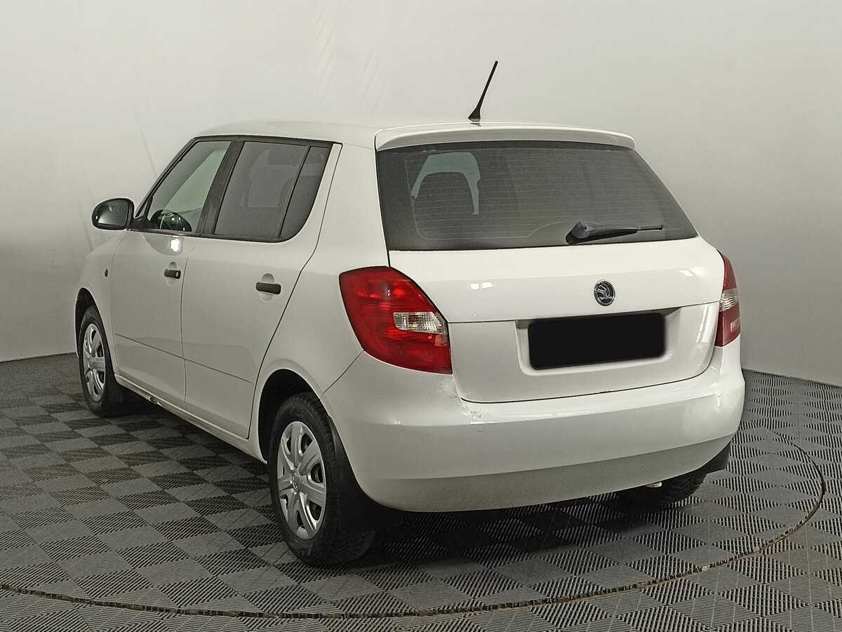 Skoda Fabia, 2013 Фото №7