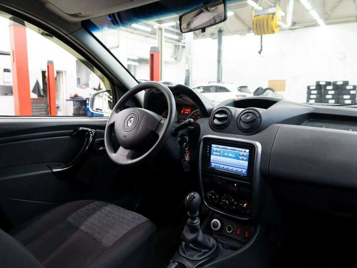 Renault Duster, 2012 Фото №16