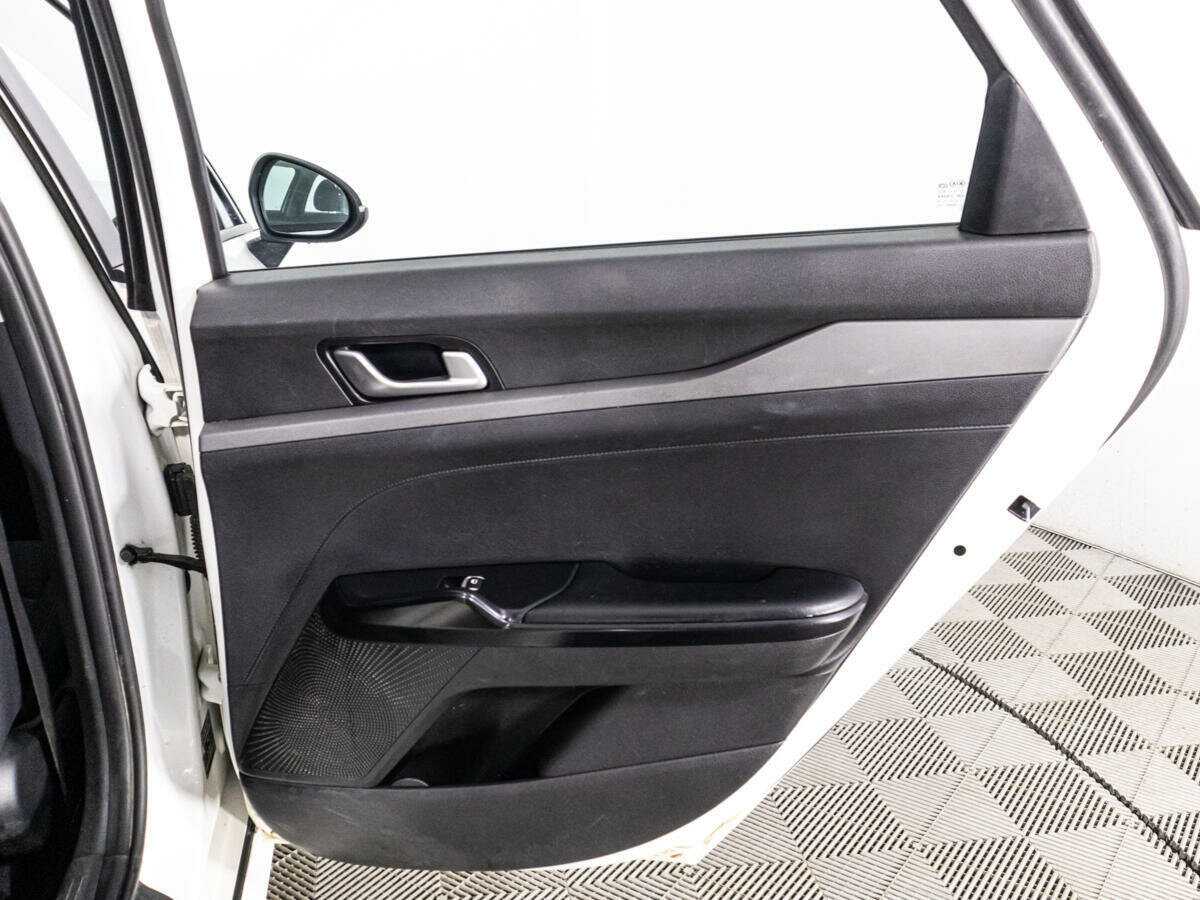 Kia K5, 2020 Фото №23