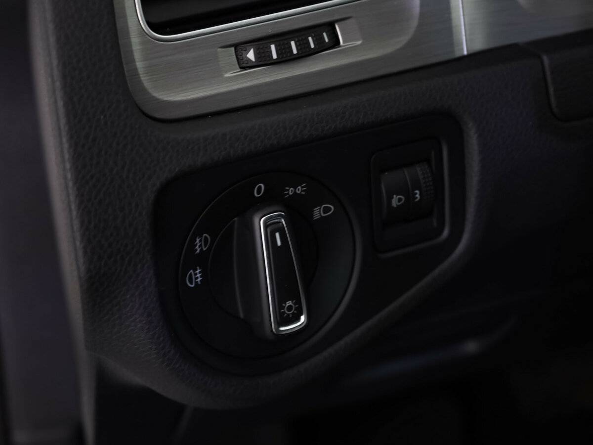 Volkswagen Golf VII, 2015 Фото №13