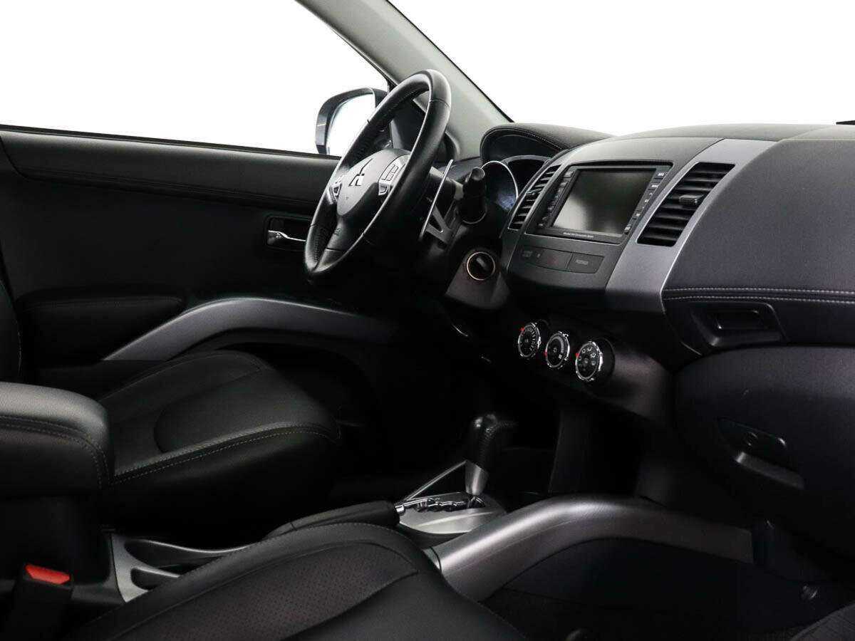Mitsubishi Outlander, 2012 Фото №7