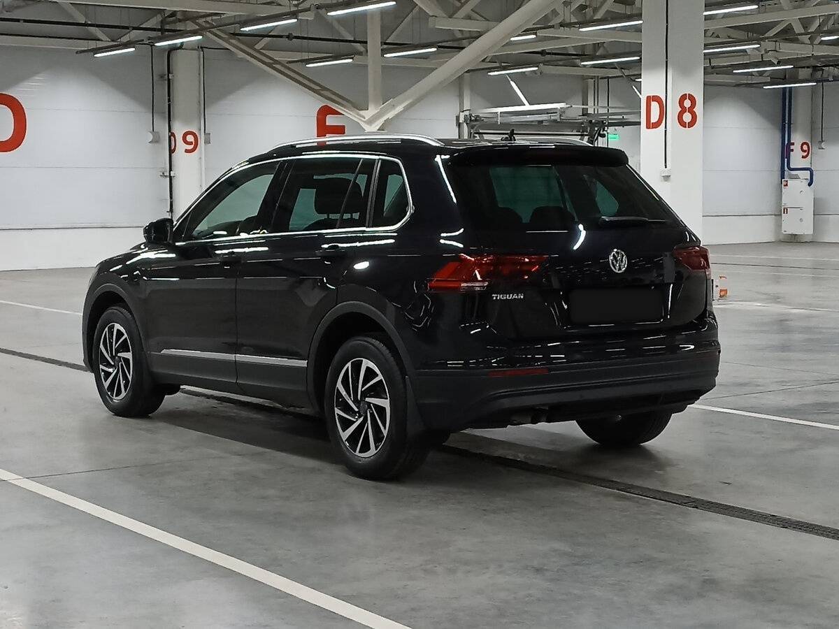 Volkswagen Tiguan, 2018 Фото №7