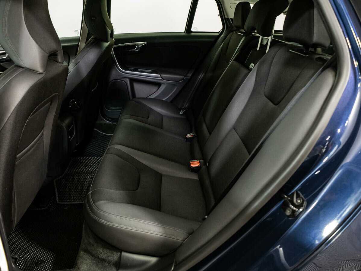 Volvo V60, 2012 Фото №10