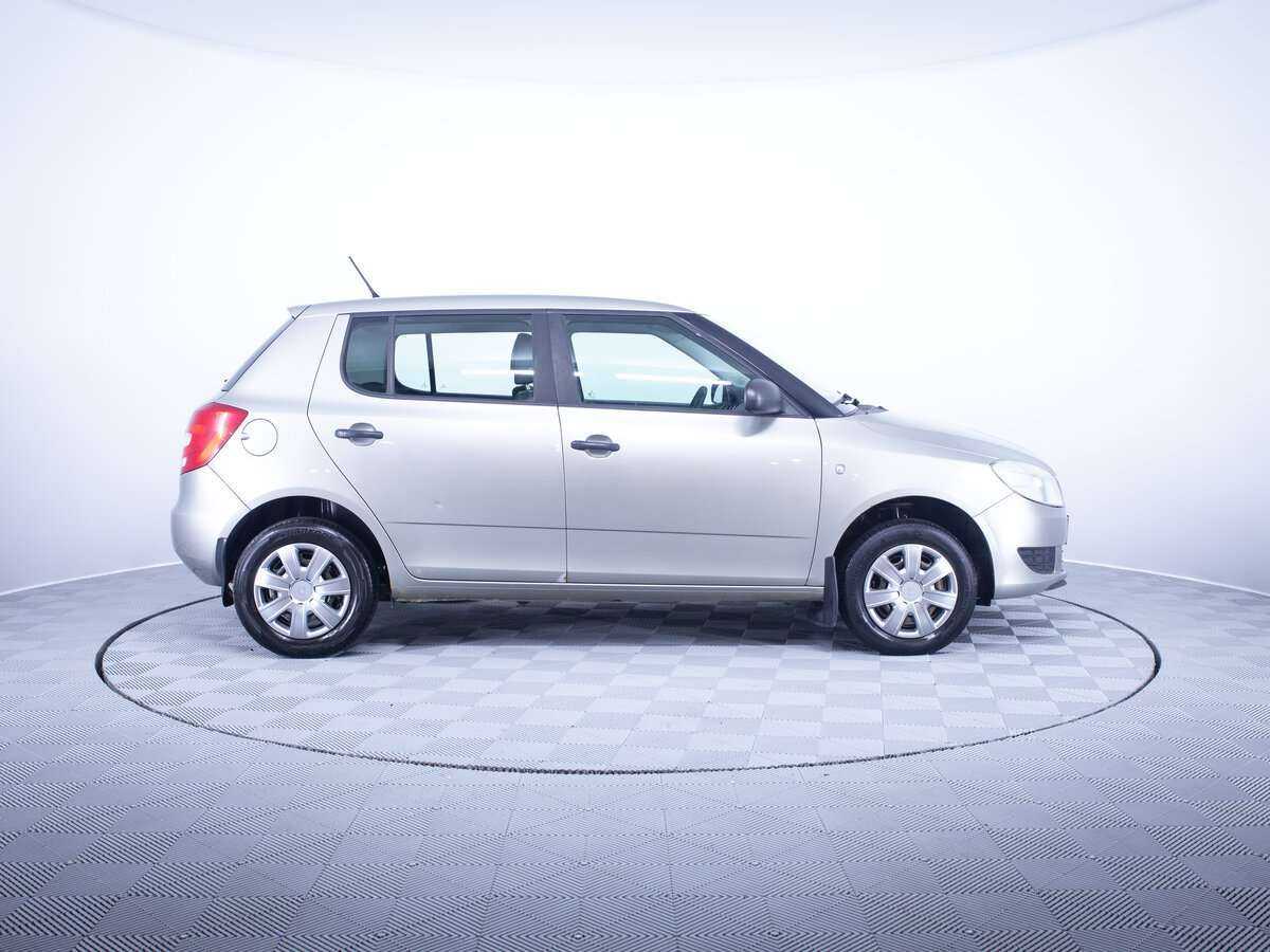 Skoda Fabia, 2013 Фото №4