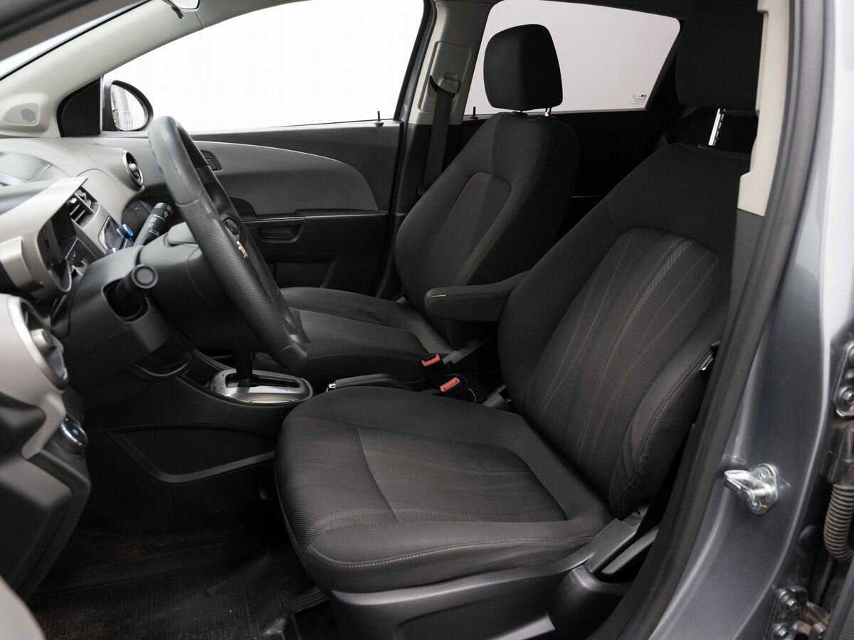 Chevrolet Aveo, 2014 Фото №9
