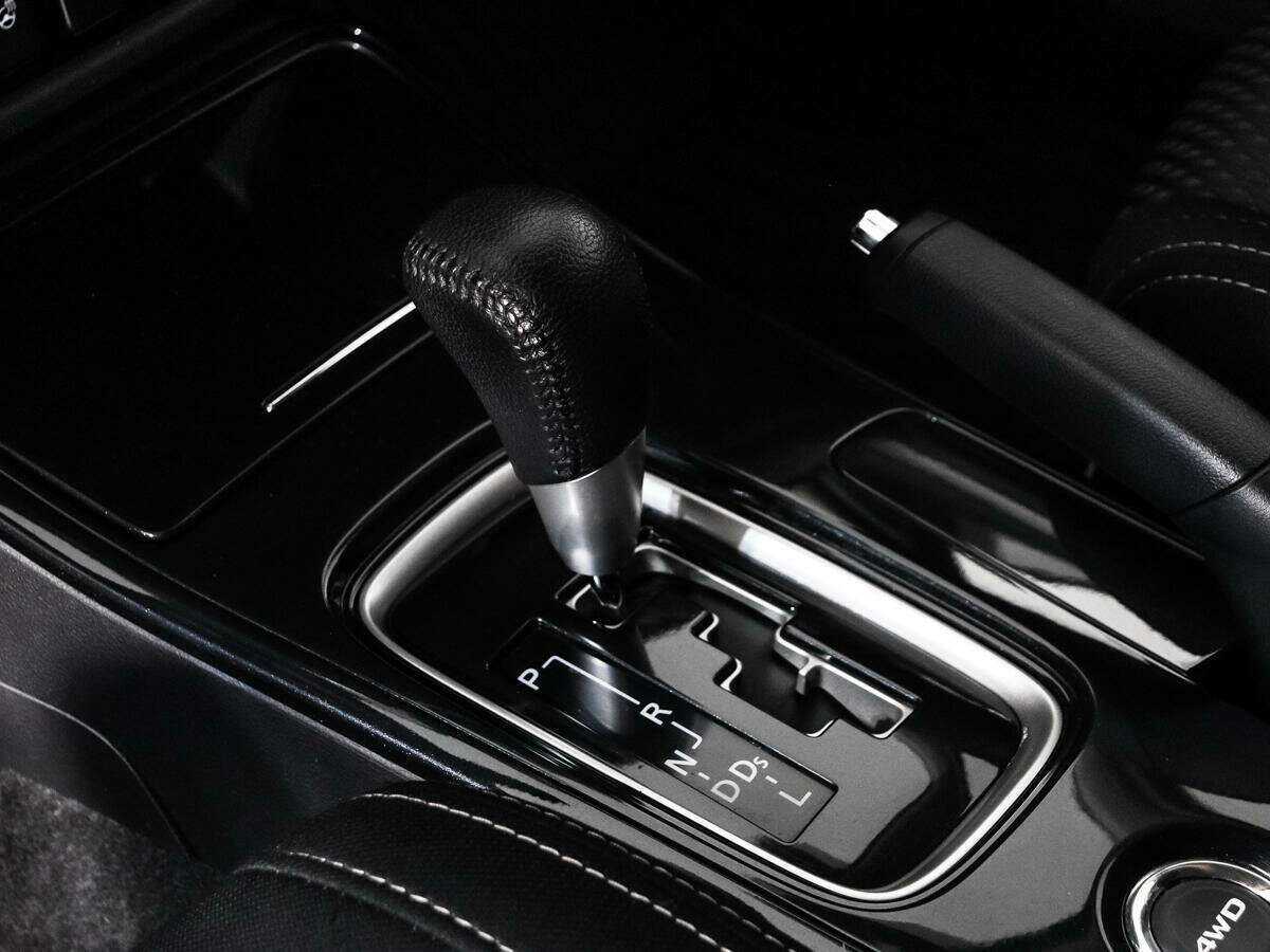 Mitsubishi Outlander, 2018 Фото №10