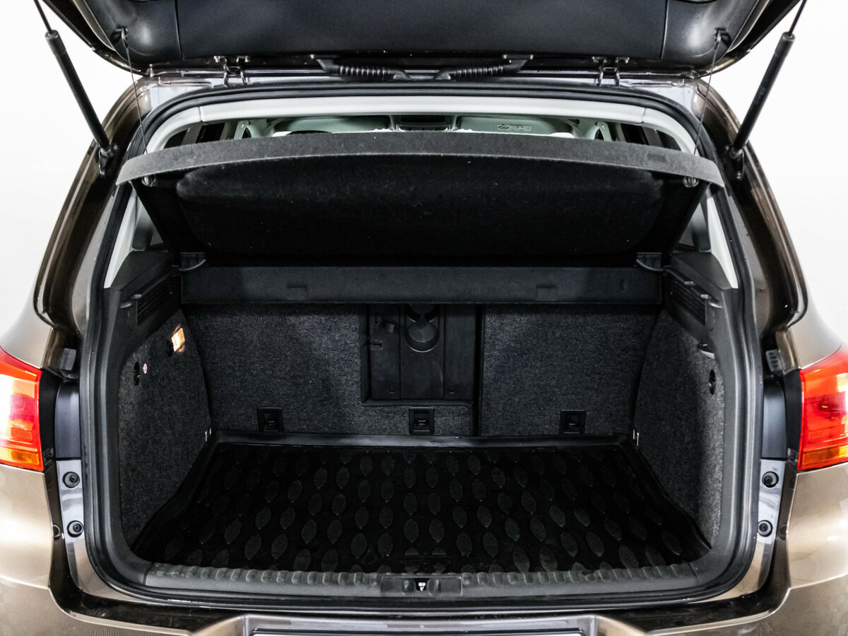 Volkswagen Tiguan I Рестайлинг, 2014 Фото №20