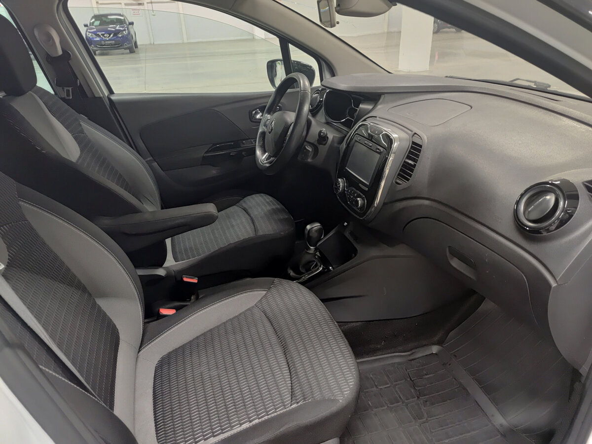 Renault Kaptur I, 2017 Фото №11